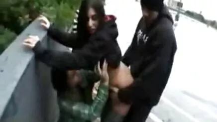 Nhỏ châu phim tai sex á chó