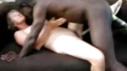 Cô bé nhận tải phim x được niềm vui dildo