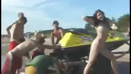 Tình em Bé được một tinh trên cơ tai video phim sex thể của mình