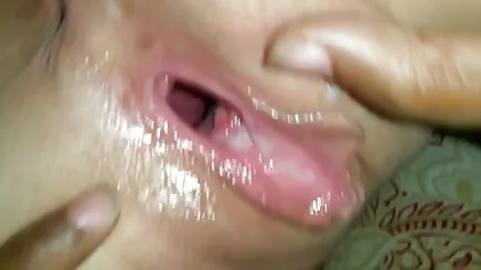 Victoria đã rên rỉ lớn với lông tải ứng dụng phim sex