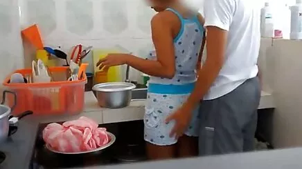 Donna tải vlxx đỏ