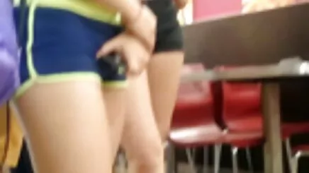Thực tải phim sex chất lượng cao tế rất thích chị gái mình cạo