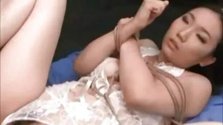 Nóng gà trống, nhưng tên cô ấy là gì? tai phim sey mien phi