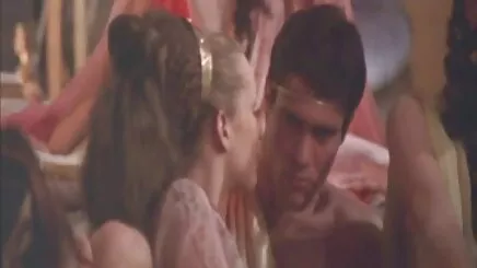Cô có mùi quần lót của cô hai tải phim sex về máy lần đầu to