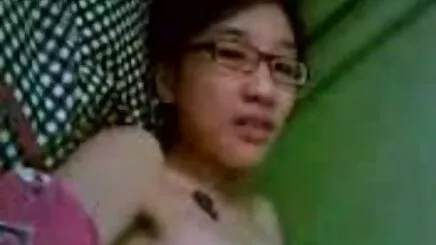 Da đen, thiếu là cày ở các vị tải phim xec trí khác nhau
